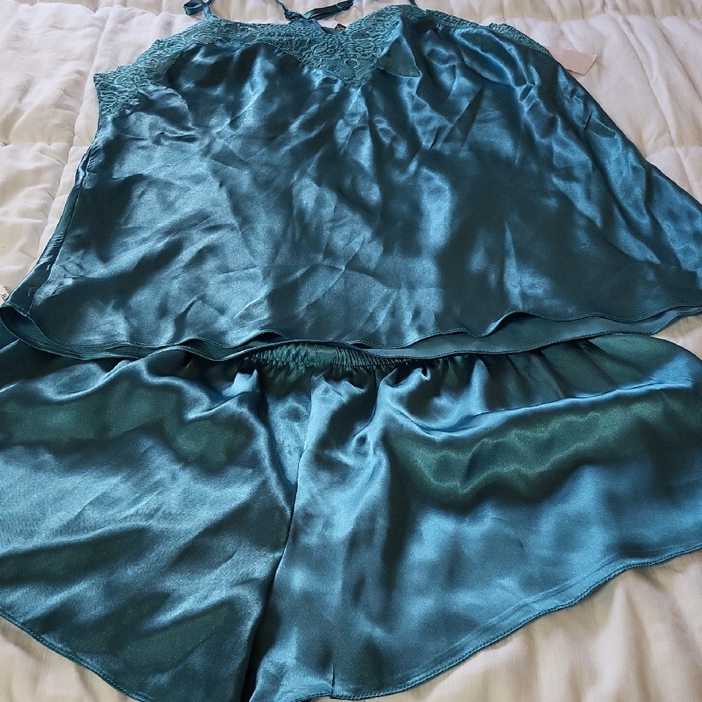NWOT Silky Teal Sleepwear Set